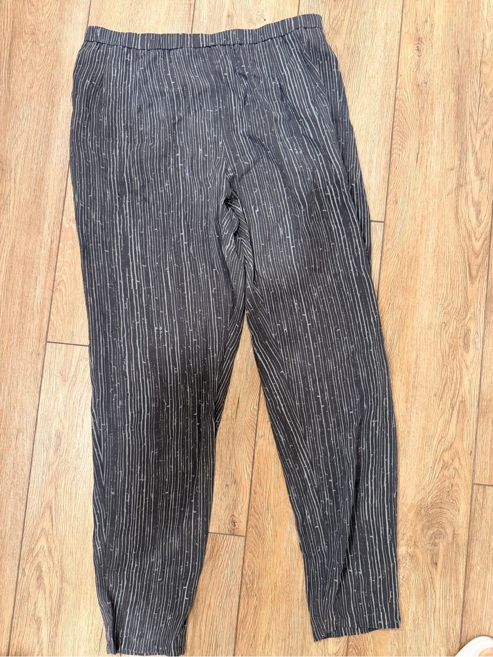 Eileen Fisher shima printed silk crepe Gray Silk Pinstripe Pants 0268